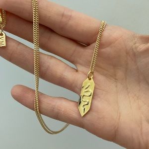 New Vanessa Mooney gold snake dainty necklace